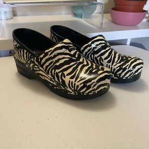 size 40 dansko zebra print clog